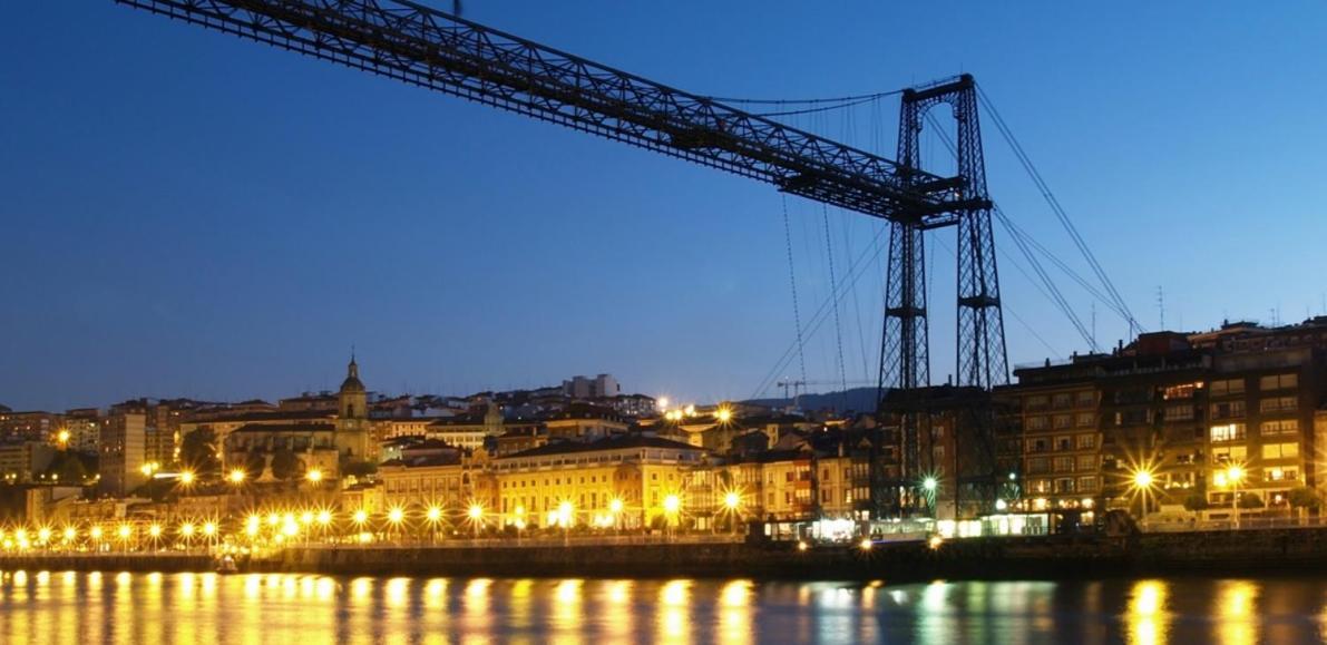A 5 Minutos Andando Del Casco Viejo, Ayuntamiento, Plaza Circular Y Gran Via De Bilbao Y Proximo A Las 2 Lineas De Metro Buitenkant foto